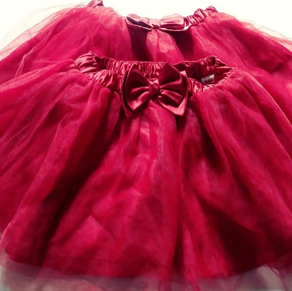 Cute Tutu skirt & top (sold separately)